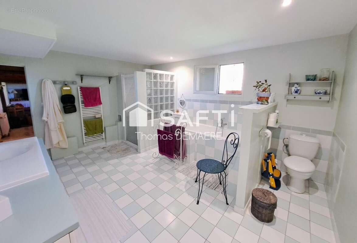 Photo 8 - Maison à CONSAC