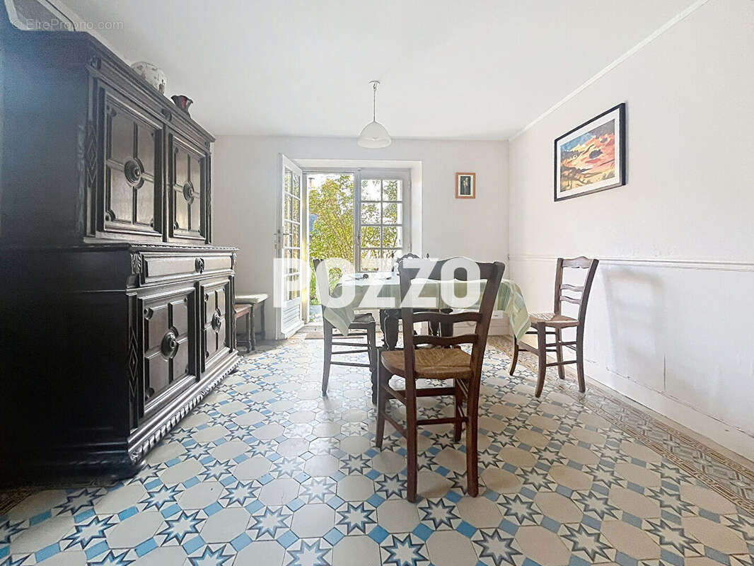 Maison à SAINT-PAIR-SUR-MER