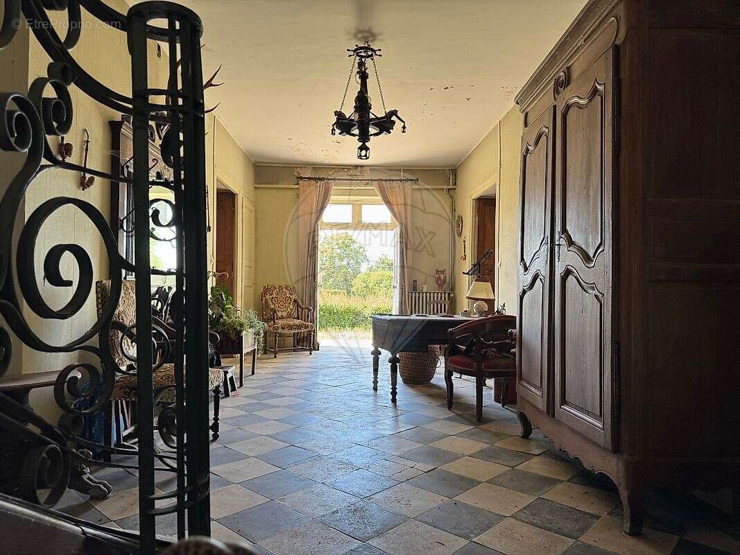 Maison à CHATILLON-EN-BAZOIS