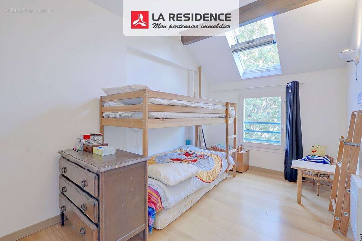 Appartement à BEAUCHAMP