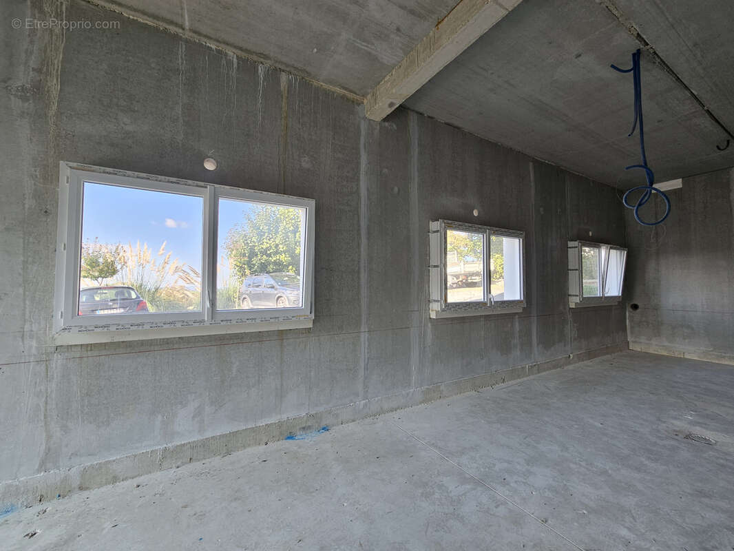 Appartement à BARAQUEVILLE