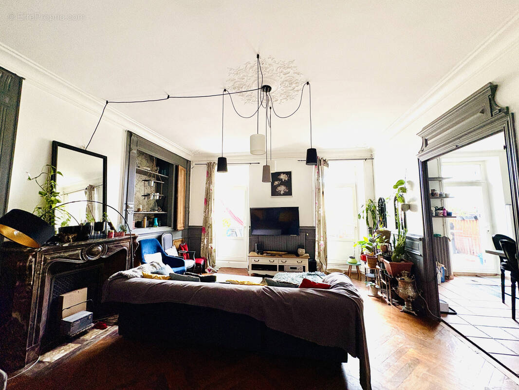 Appartement à CARCASSONNE