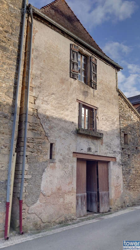 Maison à VILLEFRANCHE-DU-PERIGORD