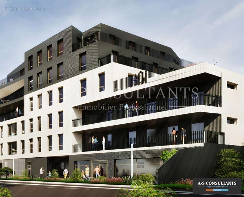 Commerce à LA RAVOIRE