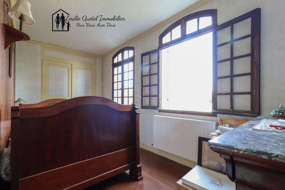 Maison à LA HARENGERE