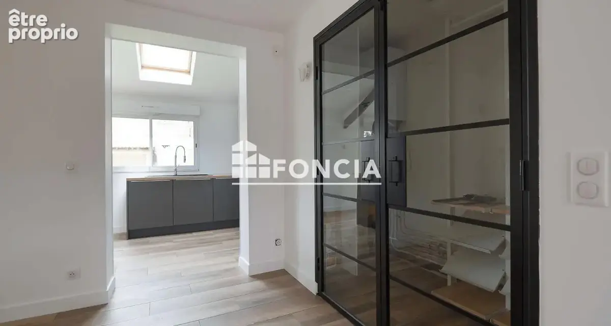 MOISSY-CRAMAYEL Maison 4 pièces avec 3 chambre, piscine, jardin, garage - photo 9