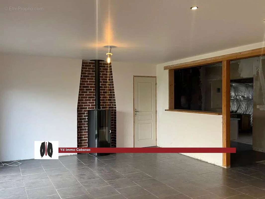 Maison à BUDOS