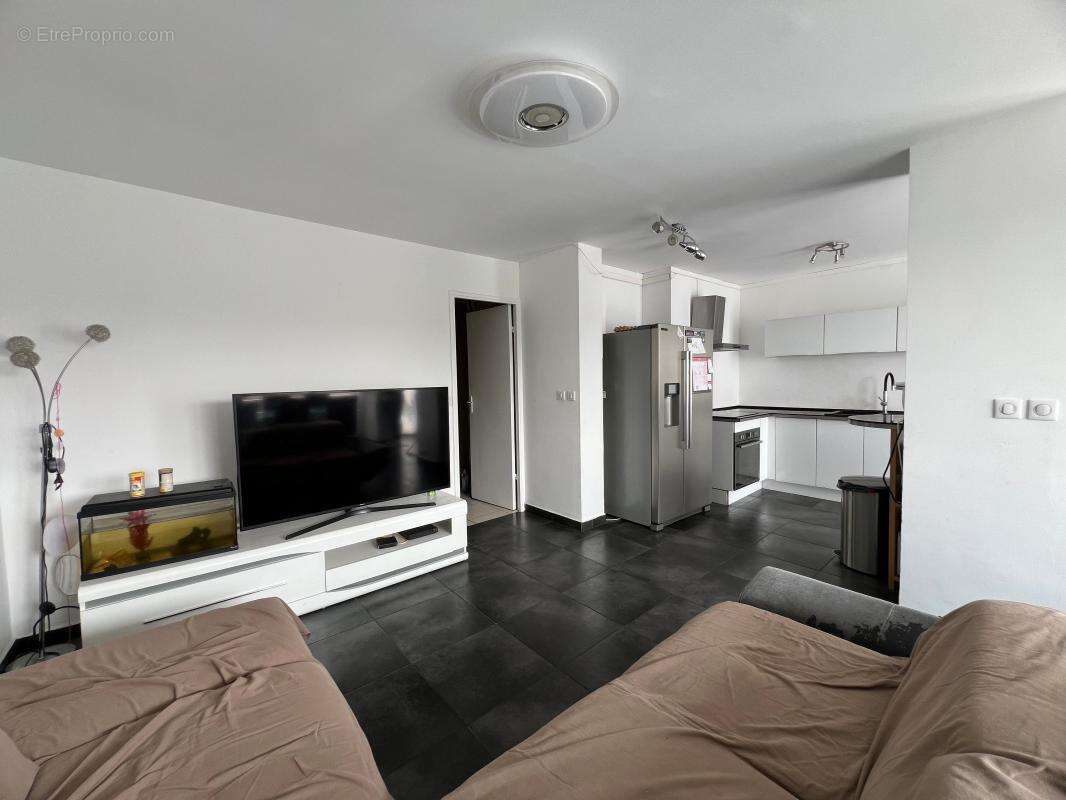 Appartement à LYON-9E