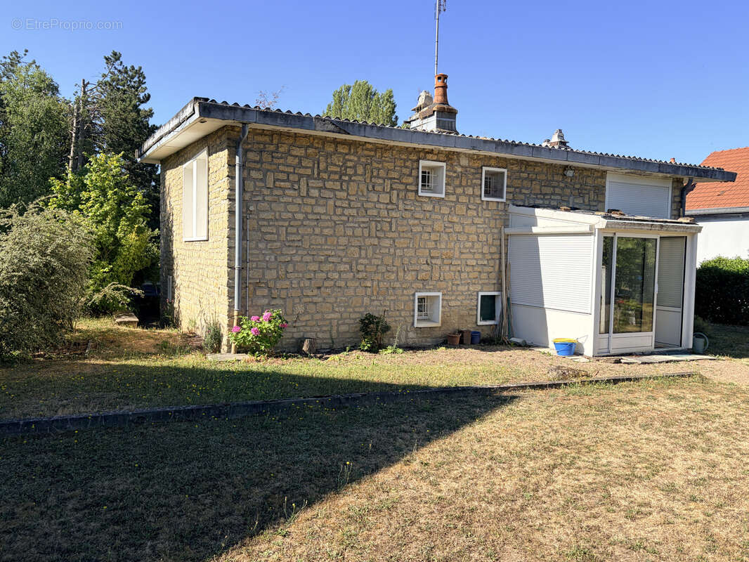 Maison individuelle centre-ville de Prémery - photo 9