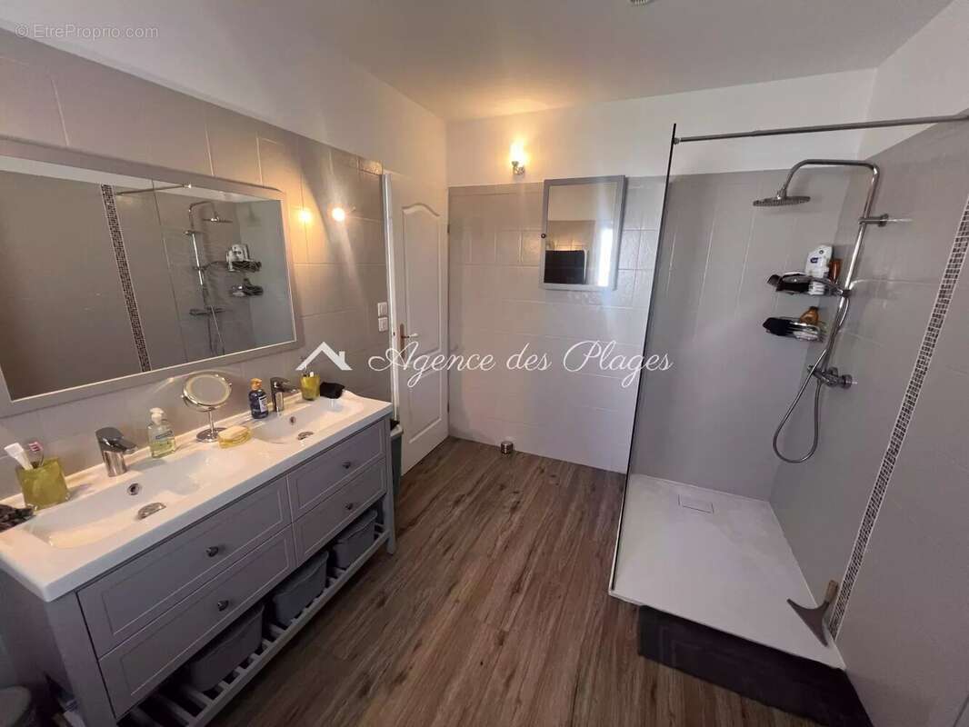 Maison à MESCHERS-SUR-GIRONDE