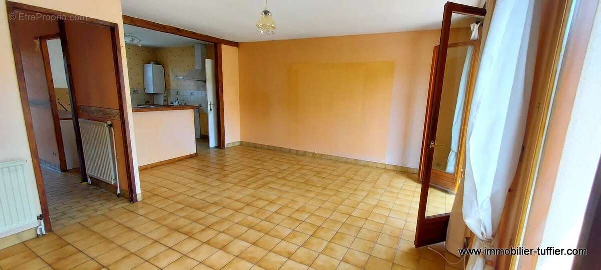 Maison 76 m² à Le Mans  - photo 3