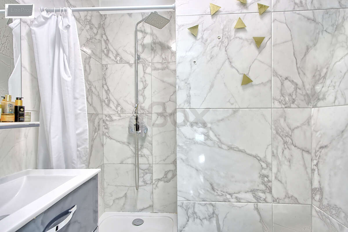 Maison à LA VALETTE-DU-VAR