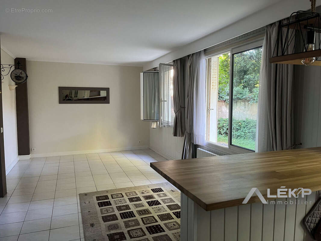 Appartement à RUEIL-MALMAISON