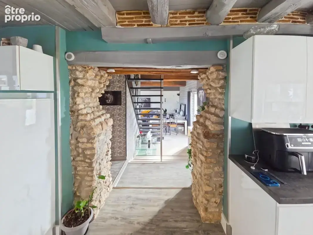  charmante maison en pierres au calme – beaux volumes & jardin dans un secteur recherché ! - photo 6