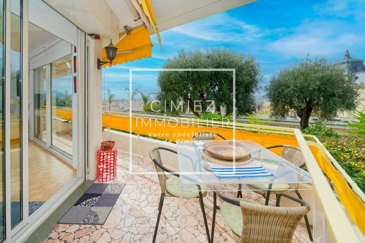 Appartement à NICE