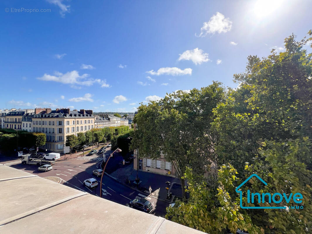 Appartement à VERSAILLES