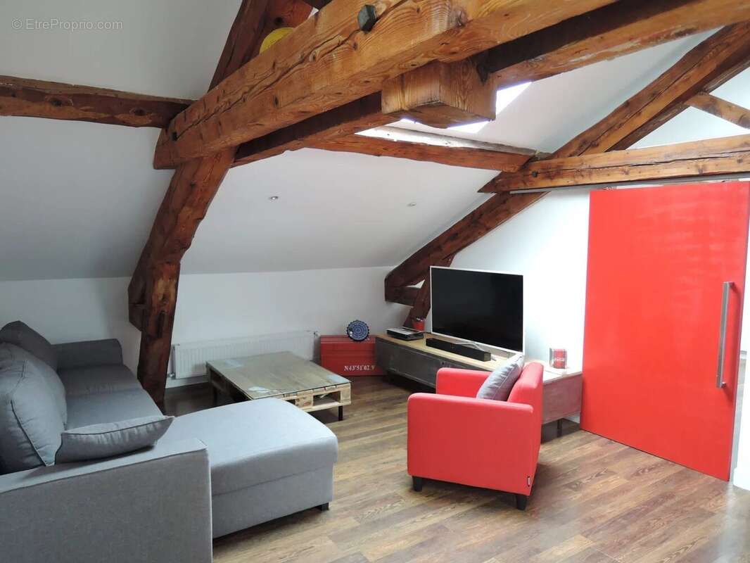 Appartement à ANDREZIEUX-BOUTHEON