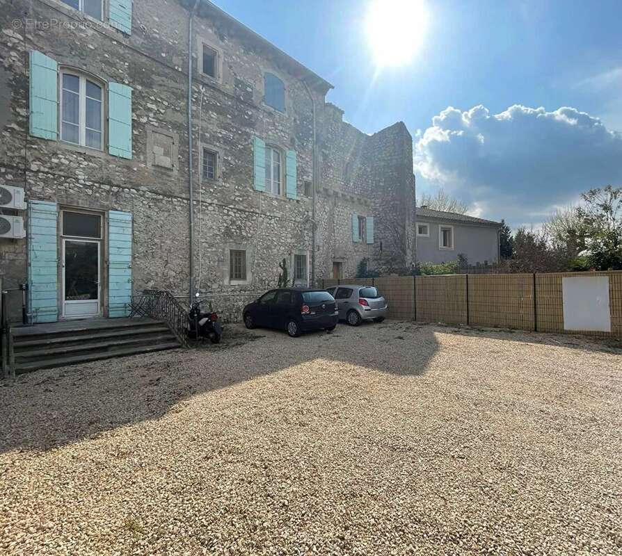 Appartement à NOVES