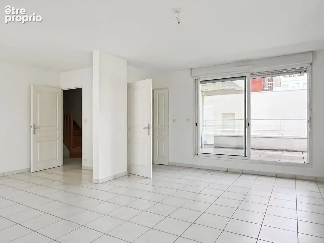 Appartement À Vendre - photo 2