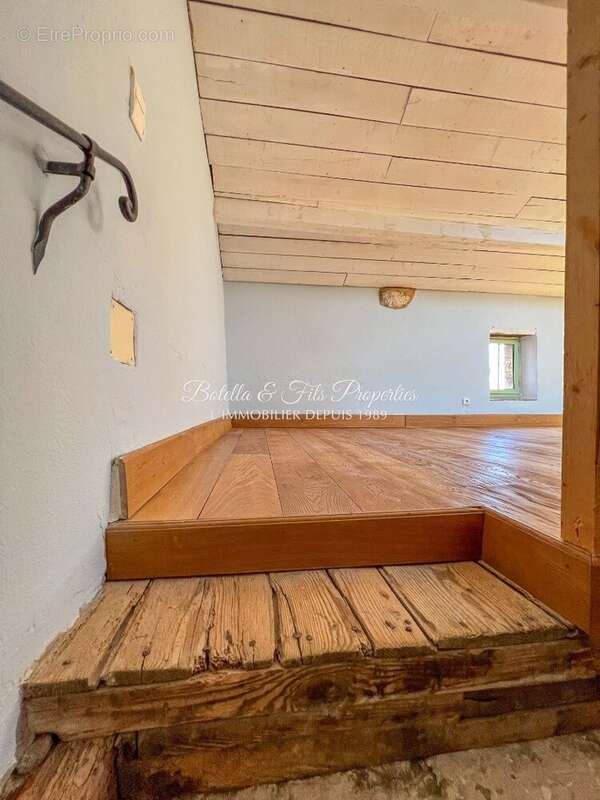 Maison à GOUDARGUES