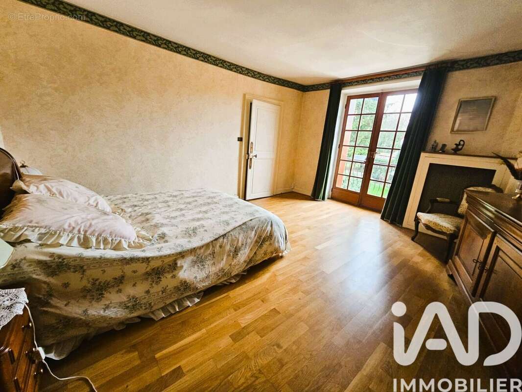 Maison 240 m² à Etampes  - photo 8