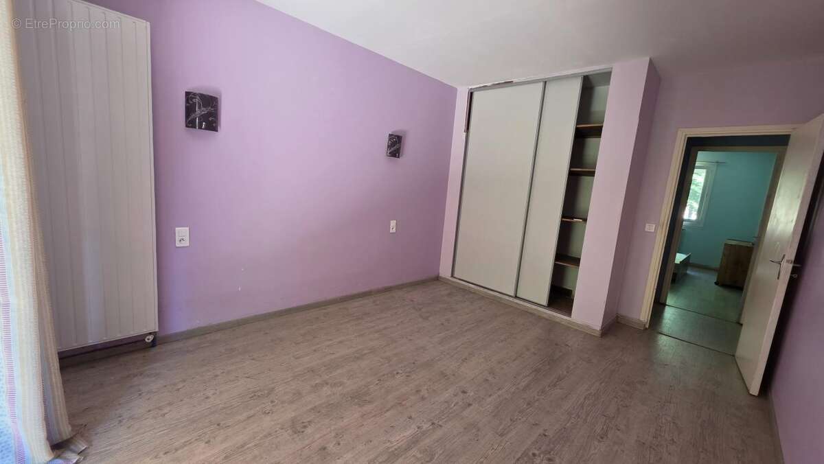 Maison 92 m² à Castres  - photo 6