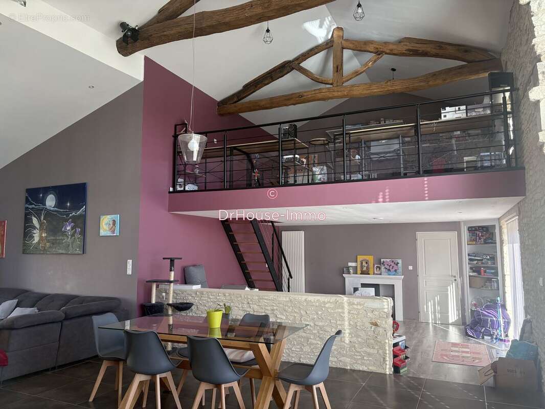 Maison à LE ROCHEREAU