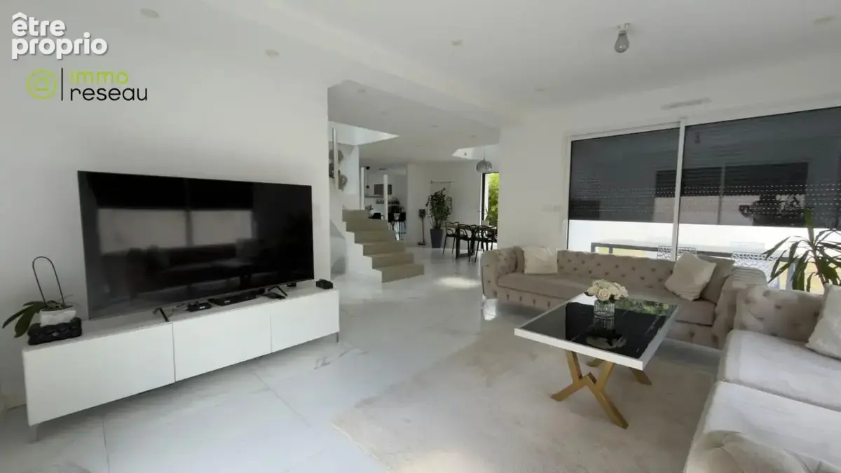 Maison 7 pièces 146 m² à vendre à Saint-Barthelemy-D'anjou (49124) - photo 5
