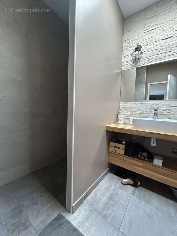 Maison recente de plain pied - - photo 8