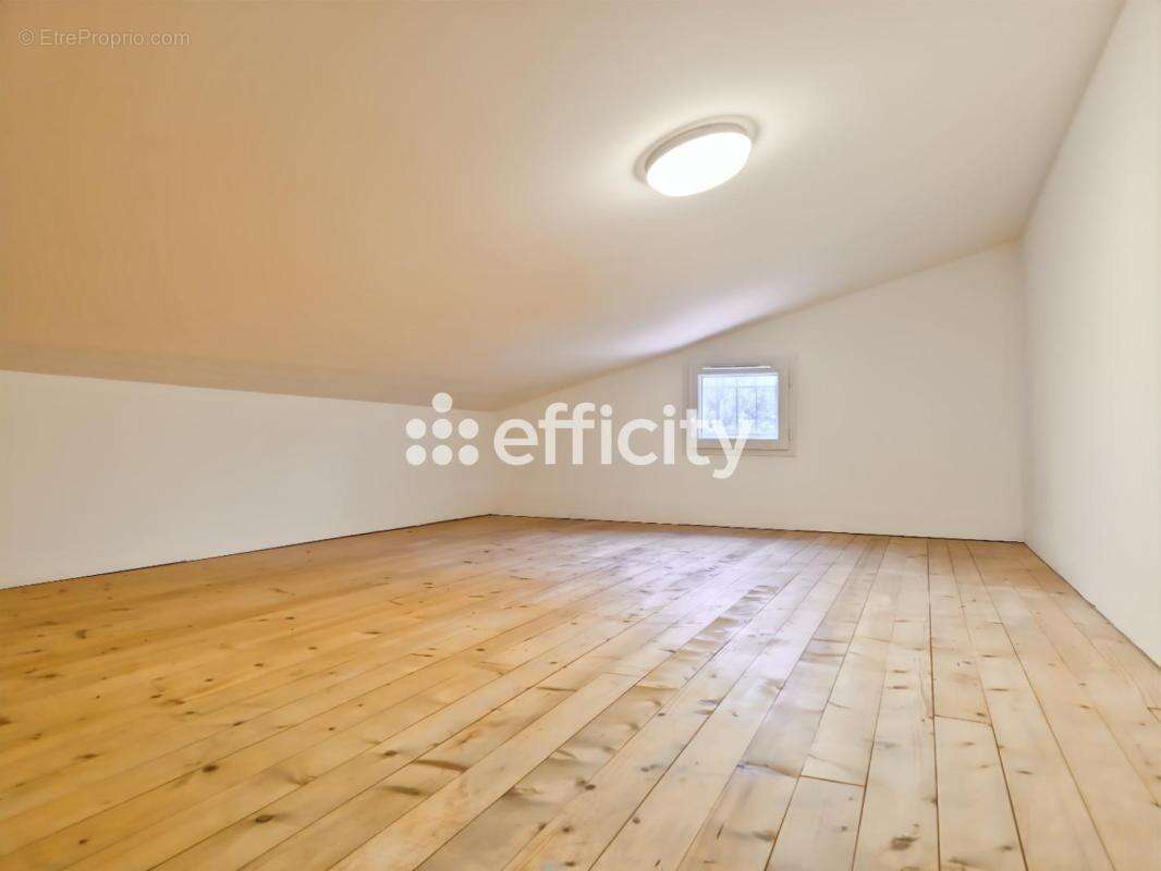 Maison 66 m² à Angoulins  - photo 8