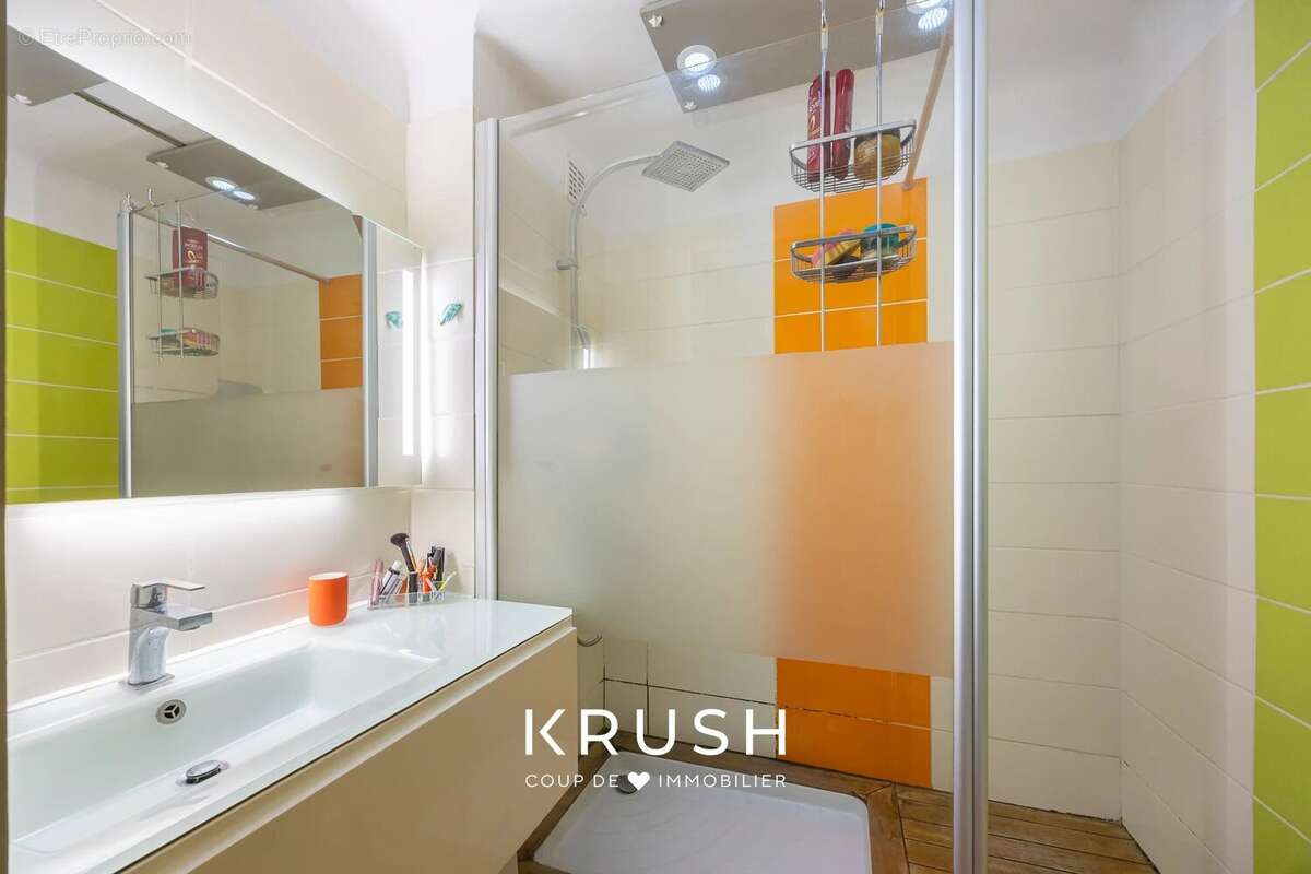 Appartement à MARSEILLE-7E