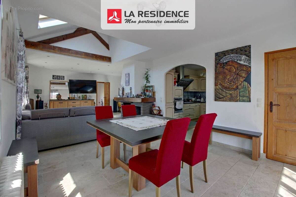 Maison 130 m² à Conflans-Sainte-Honorine  - photo 4