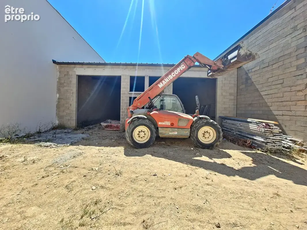 Perpignan Toulouges Garage / Local de 83 m2 - photo 2