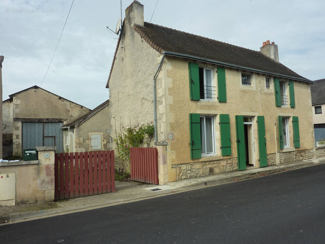 Maison à NALLIERS