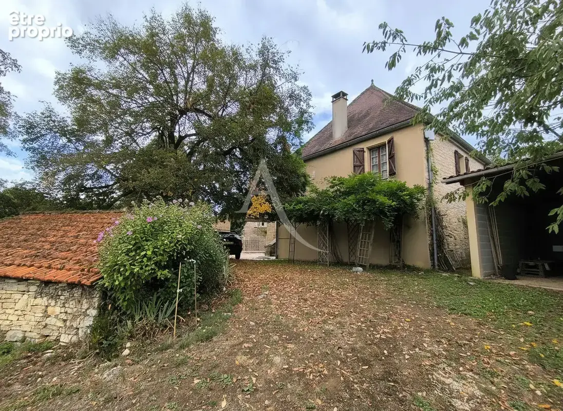Maison en pierre 221m² avec dépendances et piscine, 5 minutes de Catus - photo 15