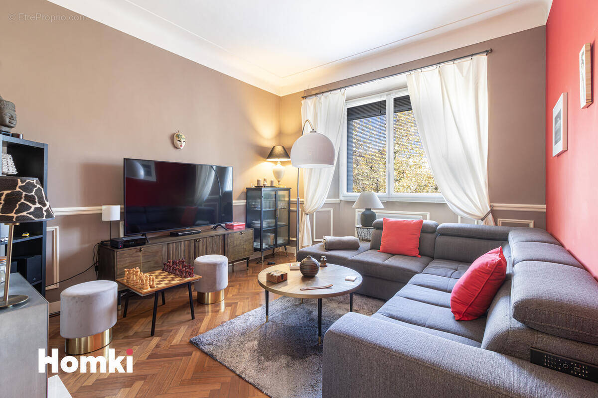 Appartement à MARSEILLE-8E