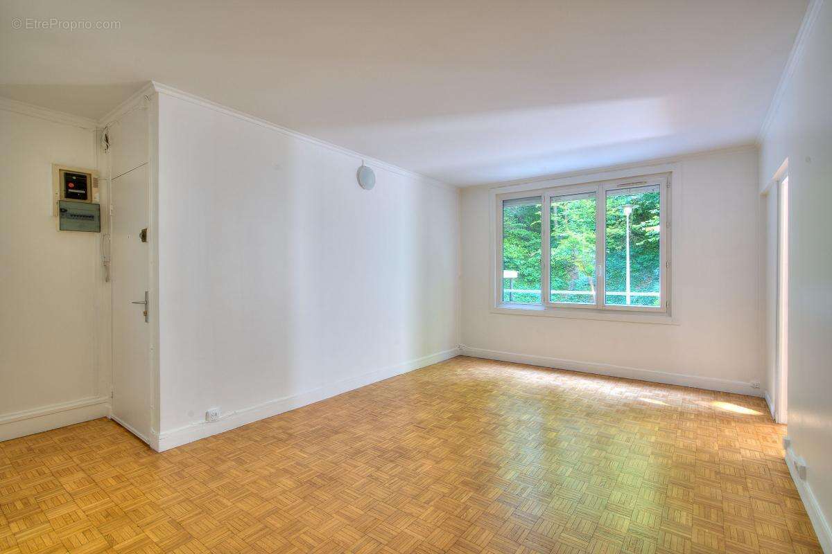 Appartement à SEVRES