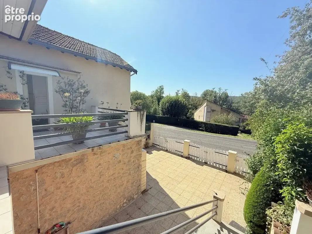 Maison rénovée de 153 m² avec jardin arboré de 1 548 m² ? Laroque-des-Arcs (46090) - photo 13
