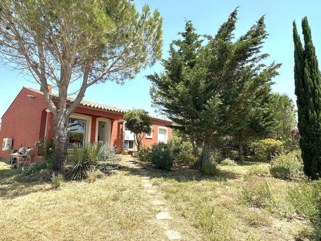 Maison à SAINTE-VALIERE