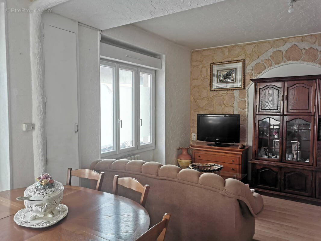 Maison à MONTALIEU-VERCIEU