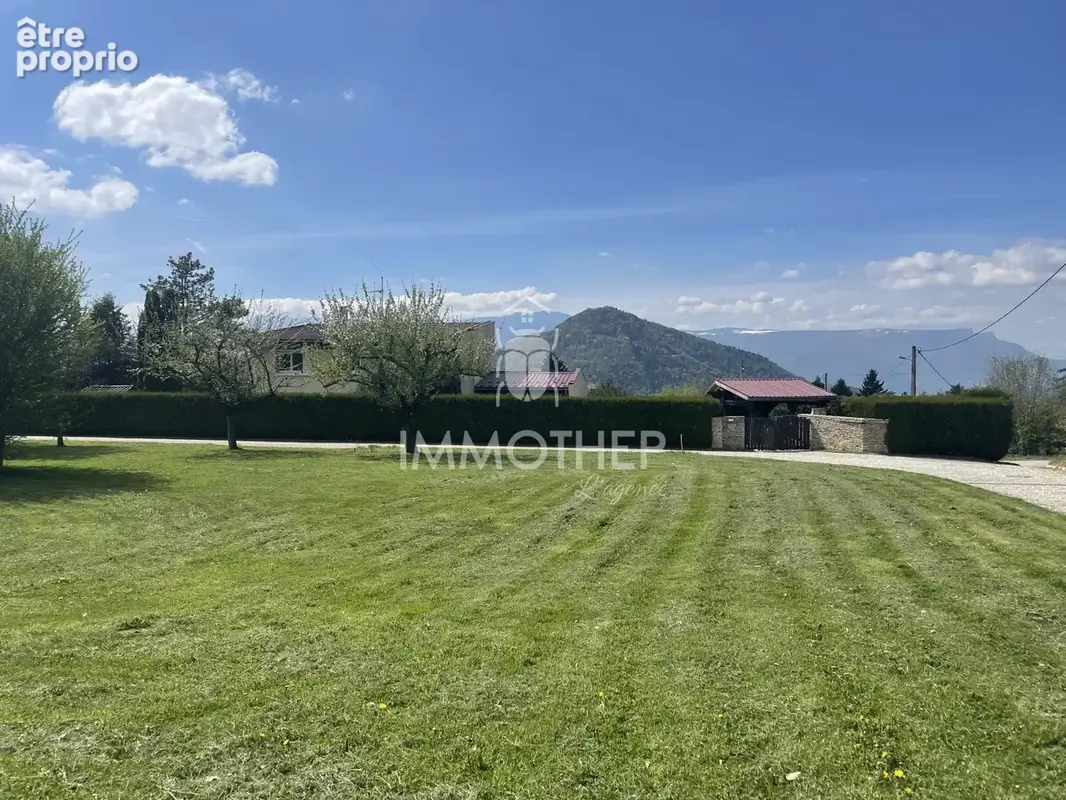 Terrain 730 m² à vendre à Saint-Martin-D'uriage (38410) - photo 3