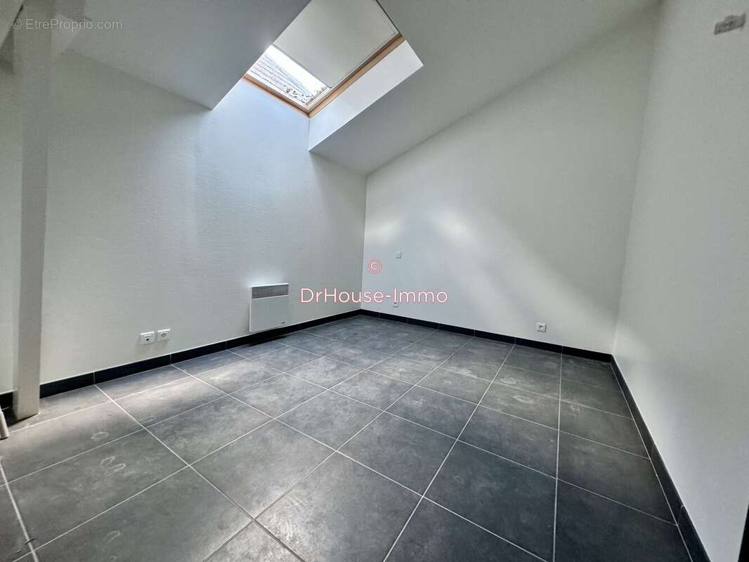 Maison à JUGEALS-NAZARETH