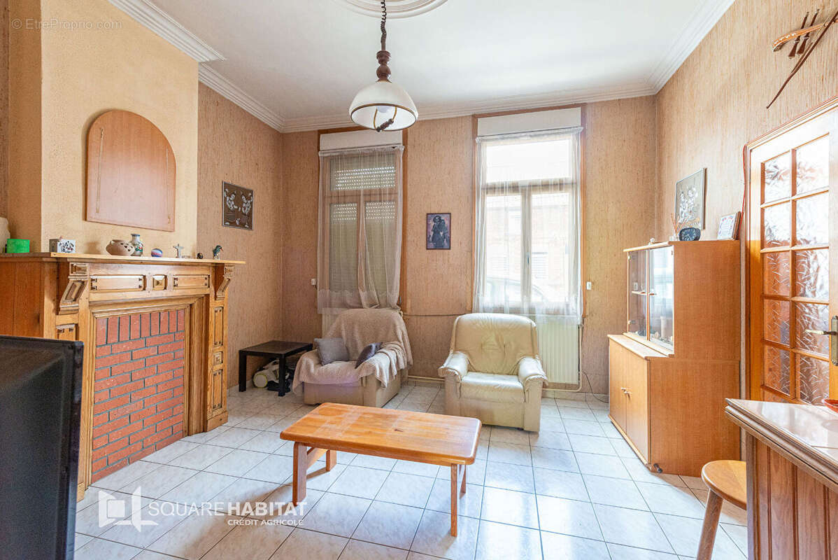 Maison à VIEUX-CONDE