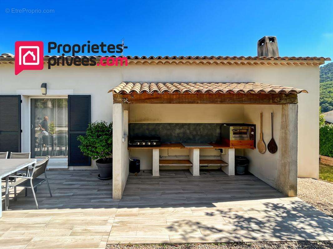 Maison à TOURRETTE-LEVENS