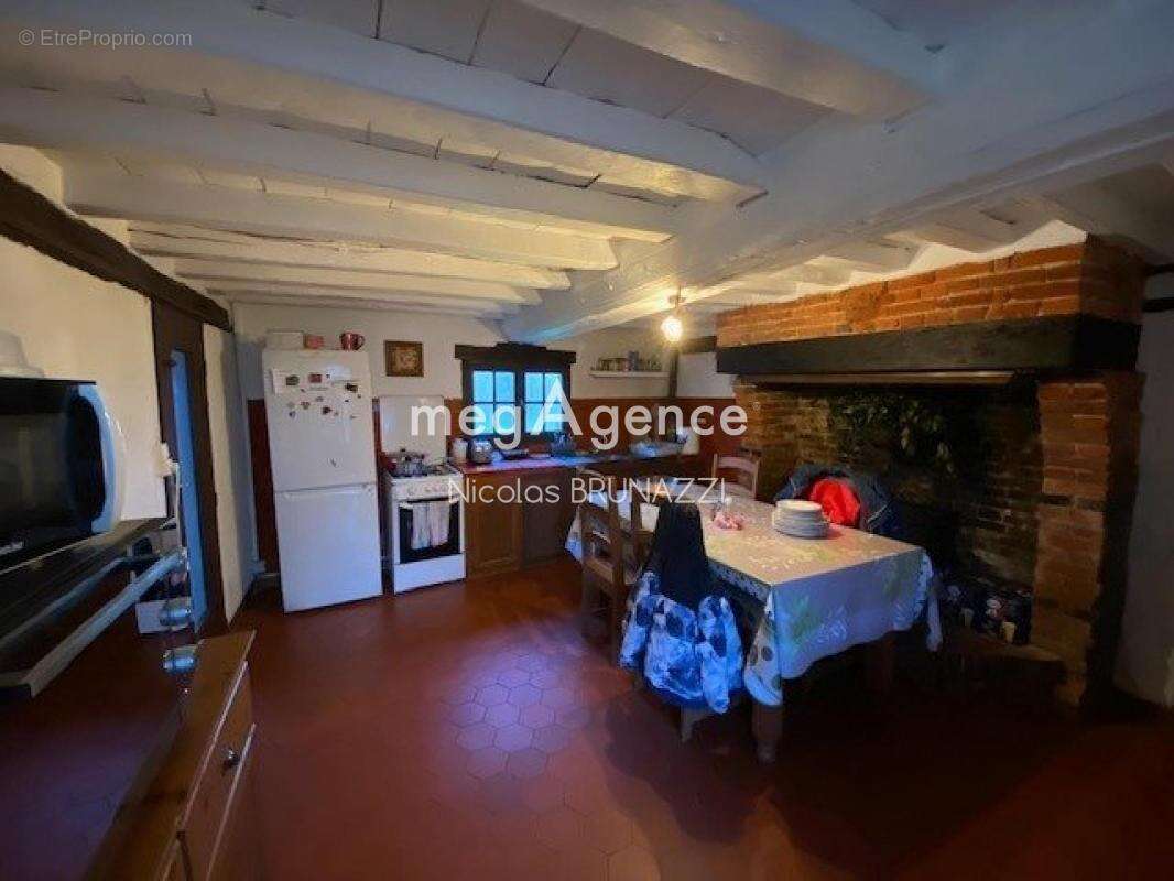 Maison à LES CHAMPEAUX