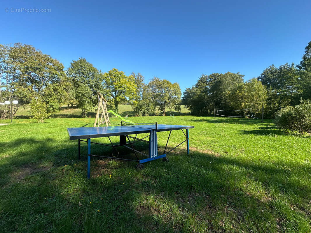 Maison à MOUTIERS-LES-MAUXFAITS