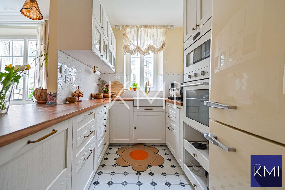 Appartement à PARIS-11E
