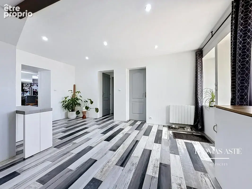 Maison 5 pièces 101 m² à vendre à Noyant (49490) - photo 5