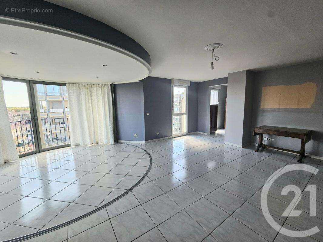 Appartement 100 m² à Lattes  - photo 4