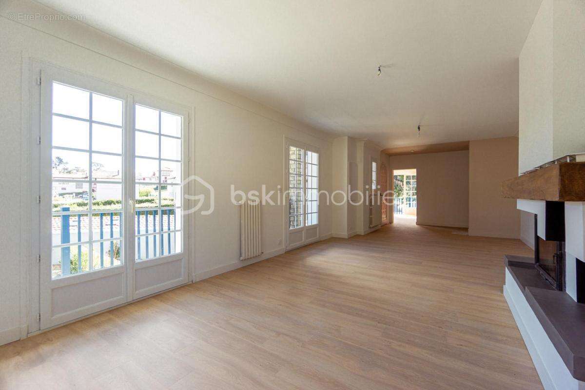 Saint Jean de Luz - Appartement T4 avec jardin - photo 4